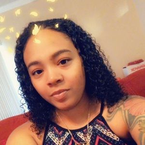 Meet your Posher, Dolores